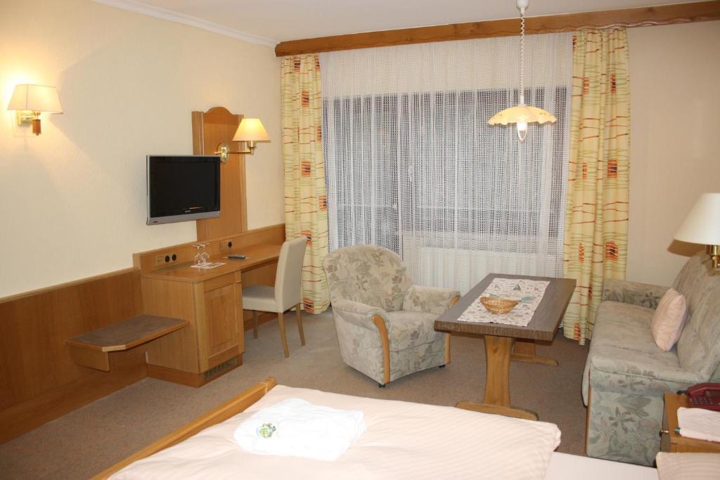Dammbach Wald-Hotel Heppe חדר תמונה